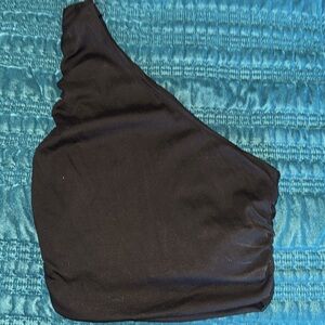 One sleeve brand new never worn black top